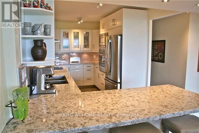 #1104 - 195 Wynford Drive, Toronto, Ontario  M3C 3P3 - Photo 9 - C12634316