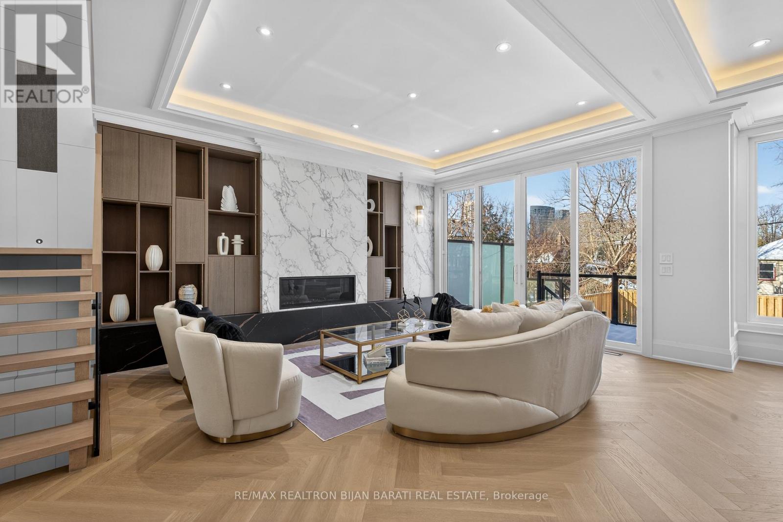 70 Abitibi Avenue, Toronto (Newtonbrook East), Ontario  M2M 2V4 - Photo 4 - C12634388