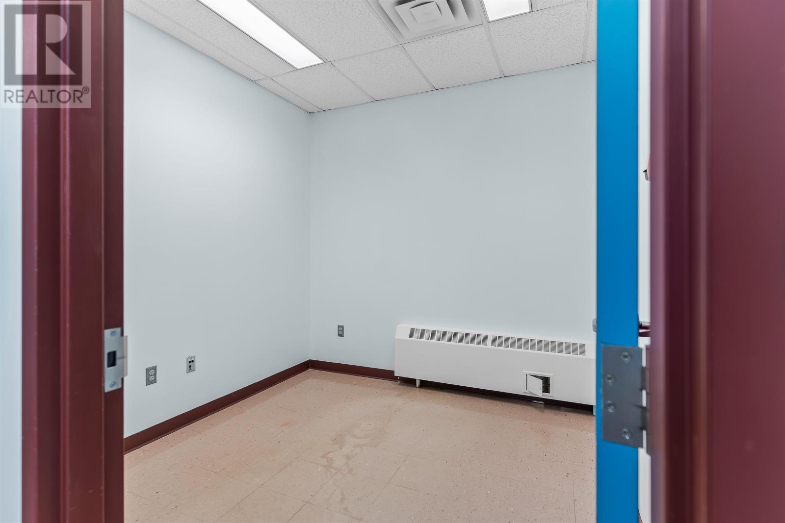 27 Elmwood Avenue, Summerside, Prince Edward Island  C0B 2A0 - Photo 11 - 202529459