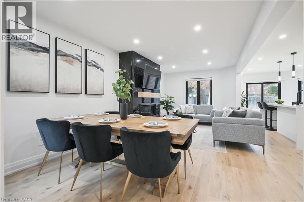 2413 Gladstone Avenue, Oakville, Ontario  L6H 6P2 - Photo 4 - 40790412