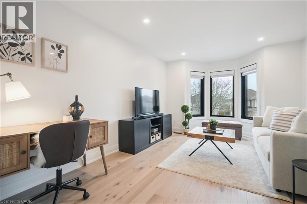 2413 Gladstone Avenue, Oakville, Ontario  L6H 6P2 - Photo 22 - 40790412