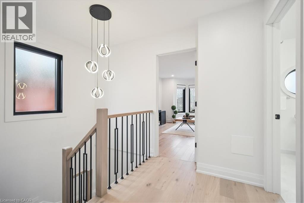 2413 Gladstone Avenue, Oakville, Ontario  L6H 6P2 - Photo 21 - 40790412