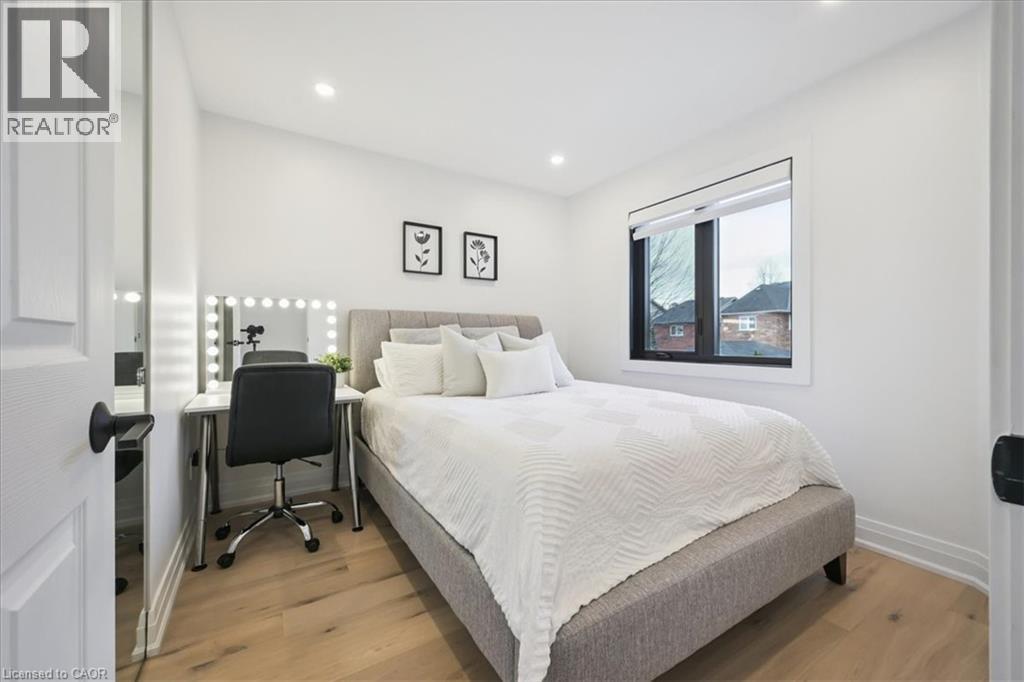 2413 Gladstone Avenue, Oakville, Ontario  L6H 6P2 - Photo 24 - 40790412