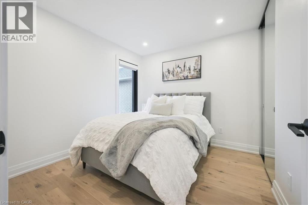 2413 Gladstone Avenue, Oakville, Ontario  L6H 6P2 - Photo 23 - 40790412