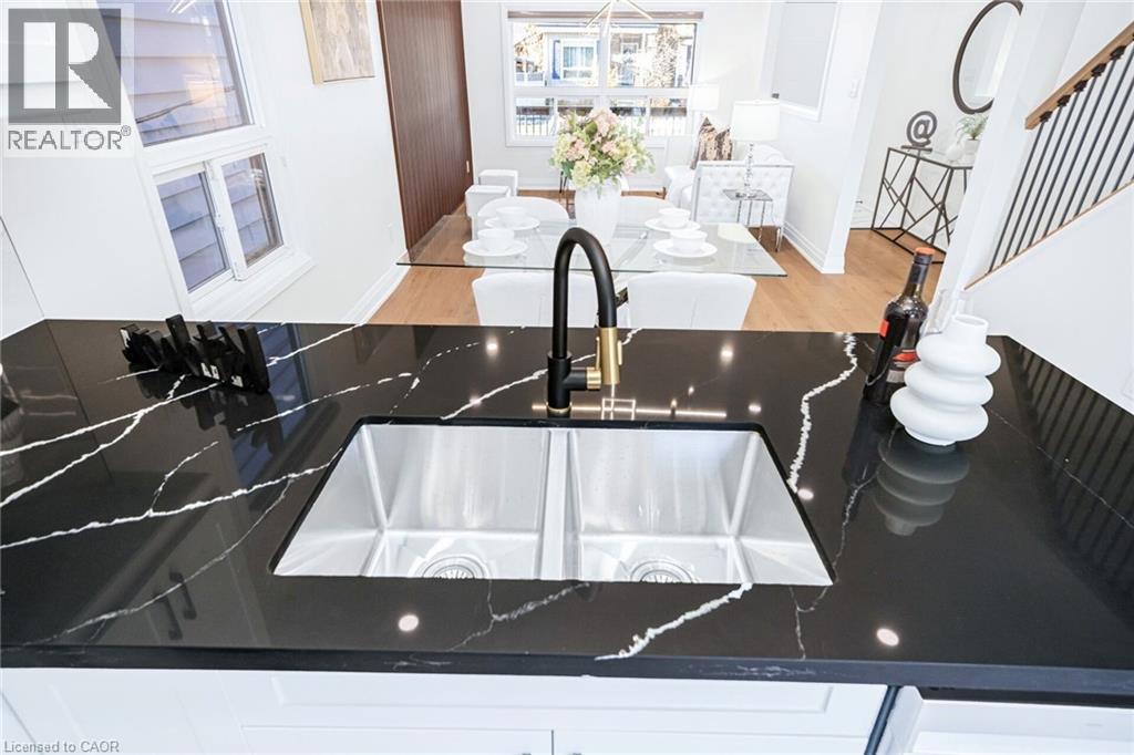 38 Glendale Avenue N, Hamilton, Ontario  L8L 7J3 - Photo 16 - 40793782