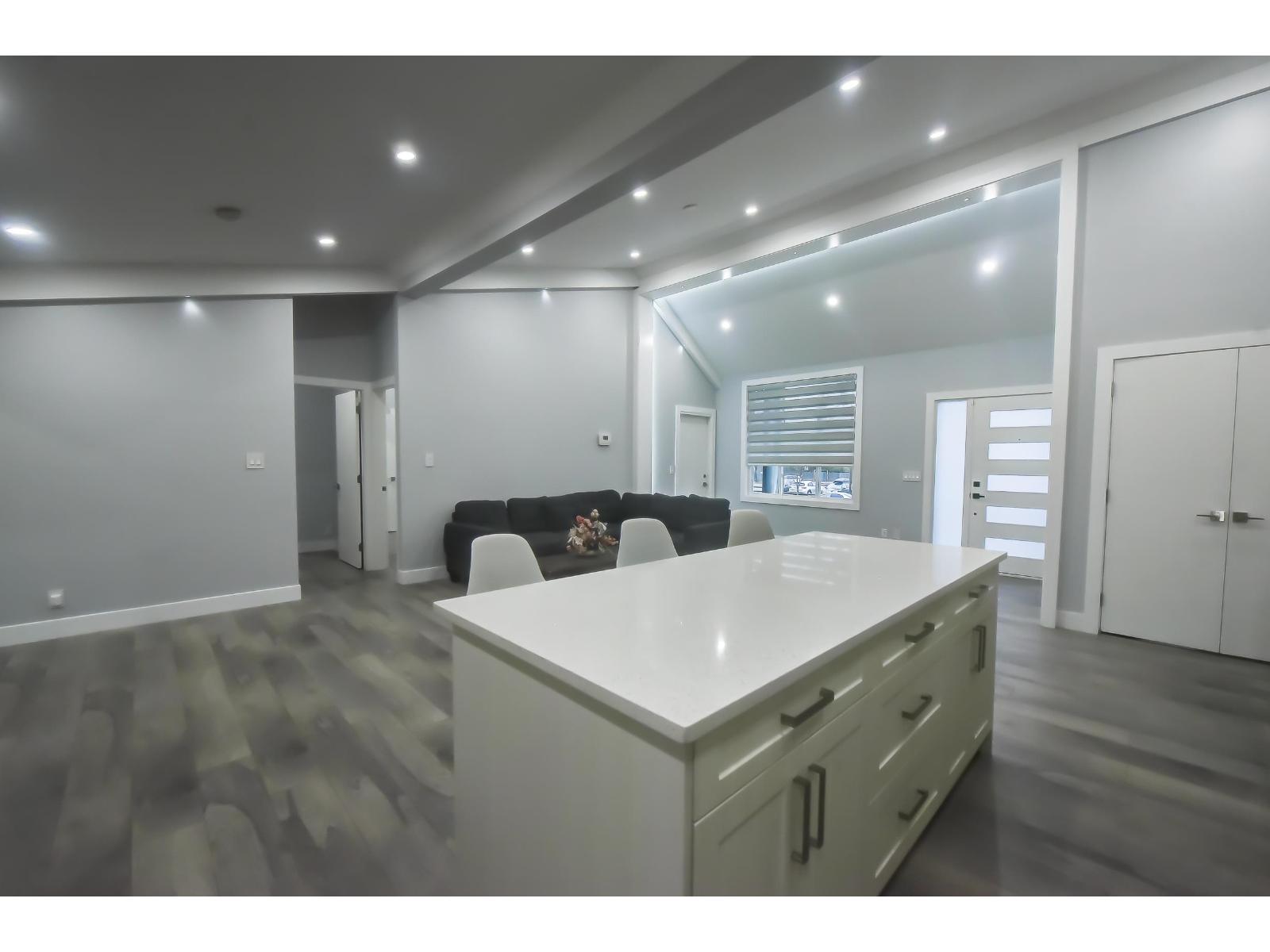 1675 136 Street, Surrey, British Columbia  V4A 4E3 - Photo 4 - R3073343