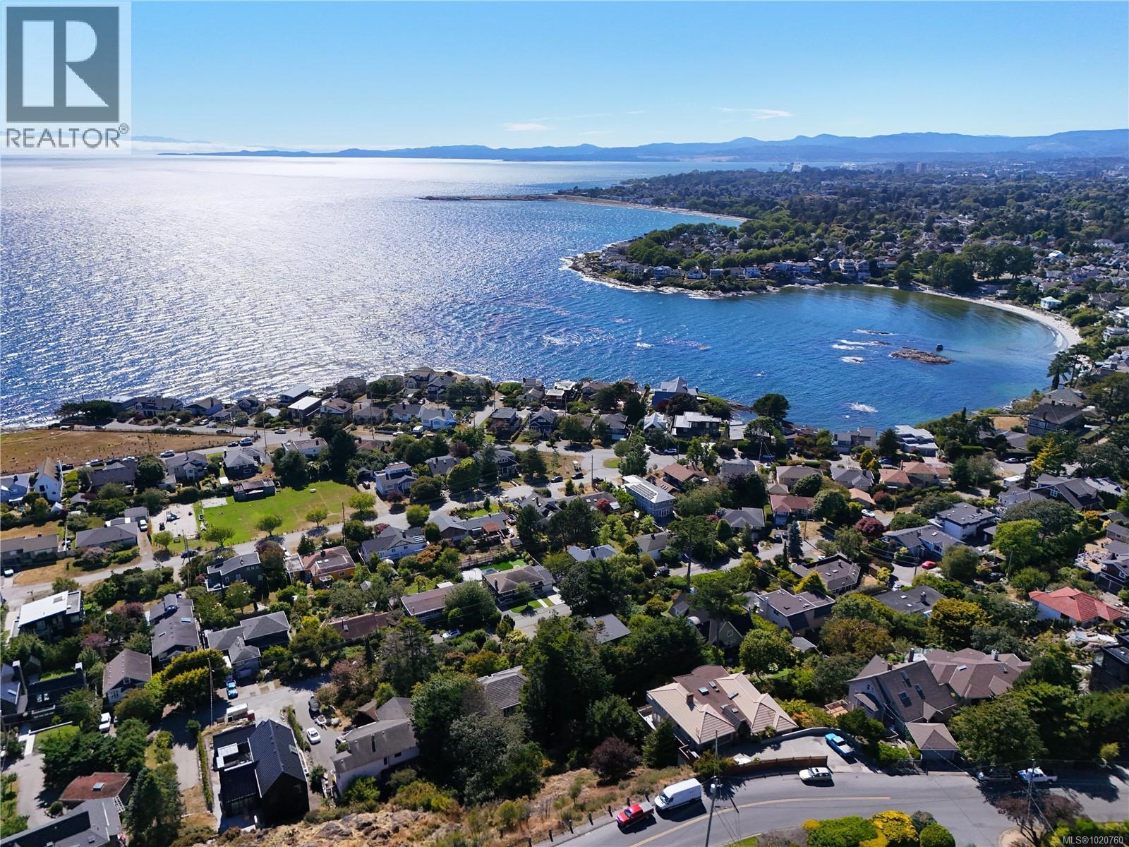 2095 Lorne Terr, Oak Bay, British Columbia  V8S 2H9 - Photo 3 - 1020760