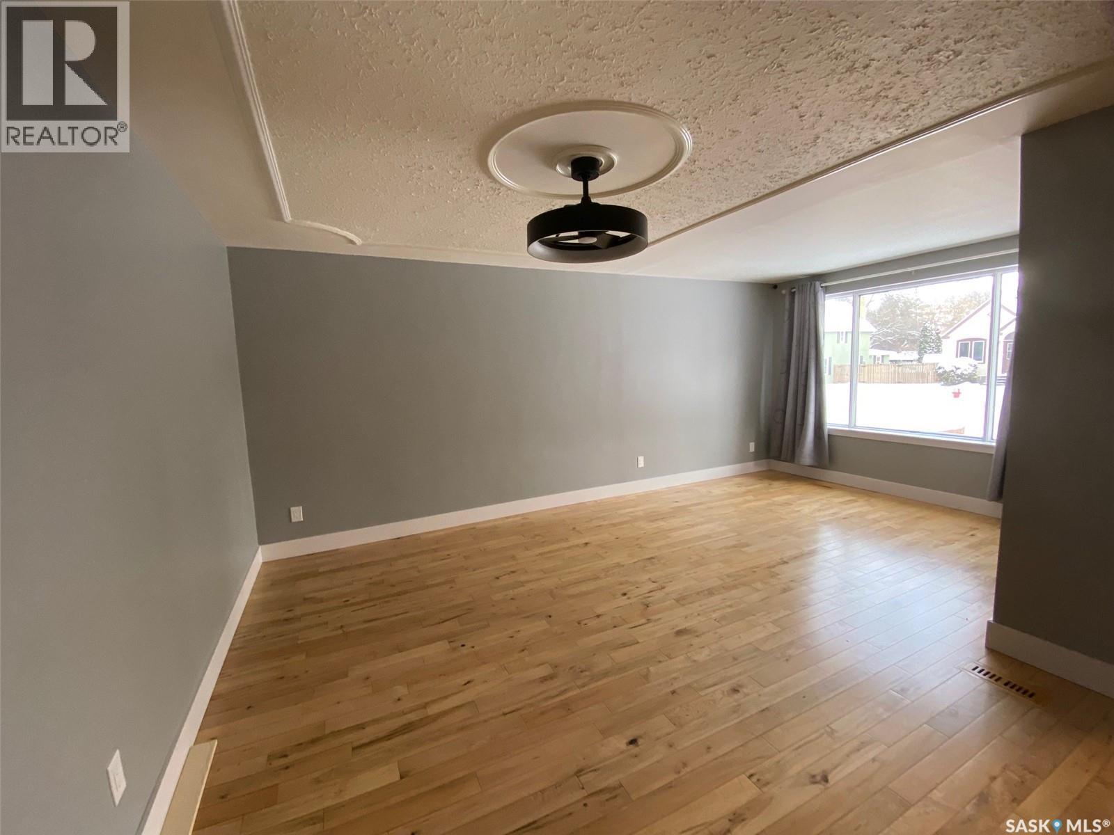 100 Third Avenue N, Yorkton, Saskatchewan  S3N 1C3 - Photo 14 - SK025636