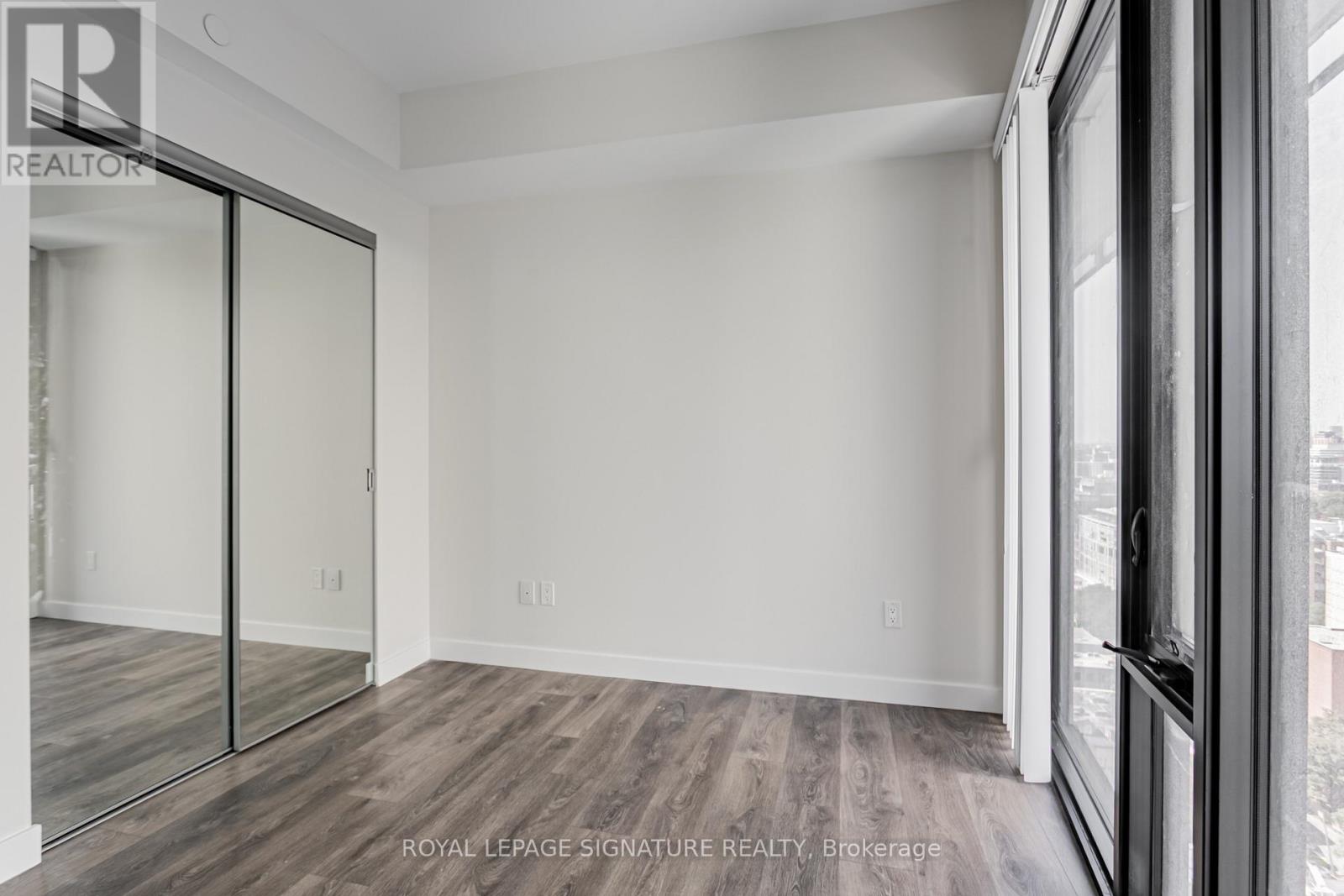 1805 - 215 Queen Street W, Toronto, Ontario  M5V 0P5 - Photo 20 - C12478117