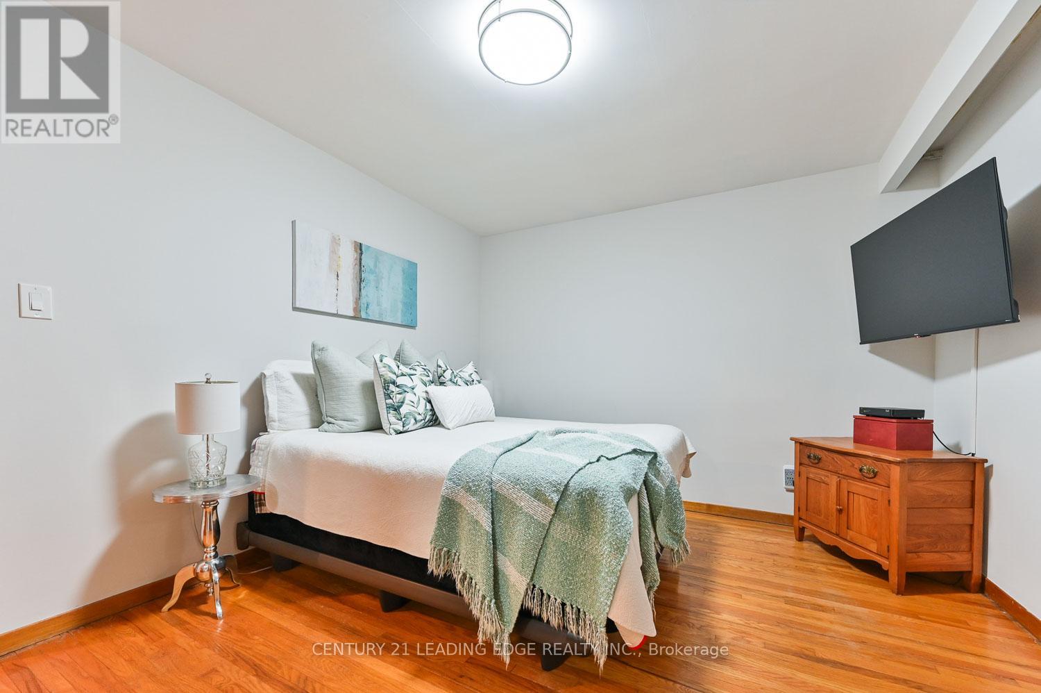 12 Pratt Circle, Markham, Ontario  L3R 1Y2 - Photo 17 - N12634296