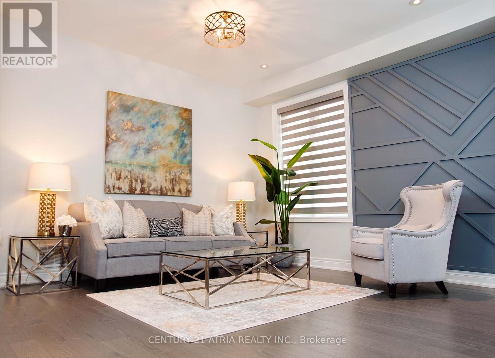 26 MURRAY LEONARD LANE, East Gwillimbury, Ontario