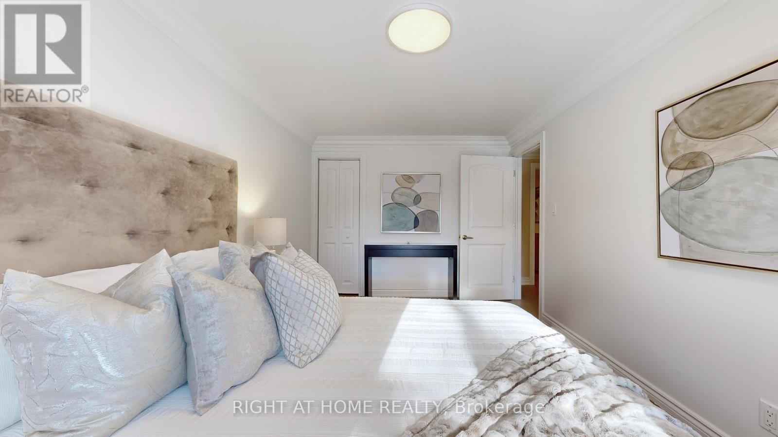 12 Courtham Avenue, Markham, Ontario  L3T 1G3 - Photo 30 - N12634322