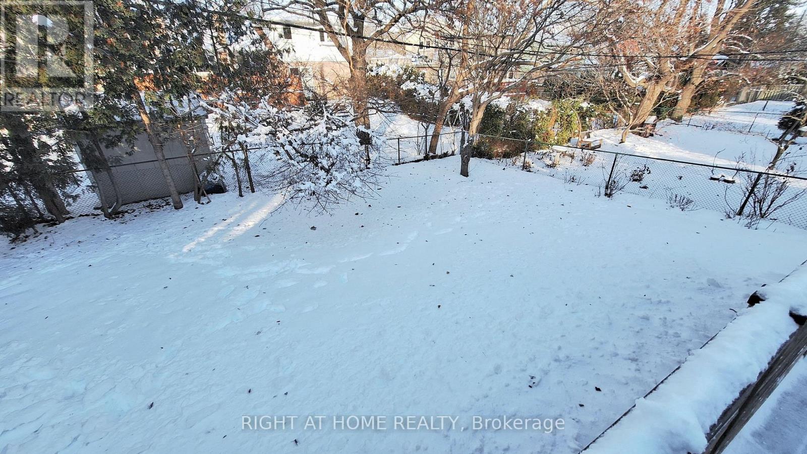 12 Courtham Avenue, Markham, Ontario  L3T 1G3 - Photo 50 - N12634322