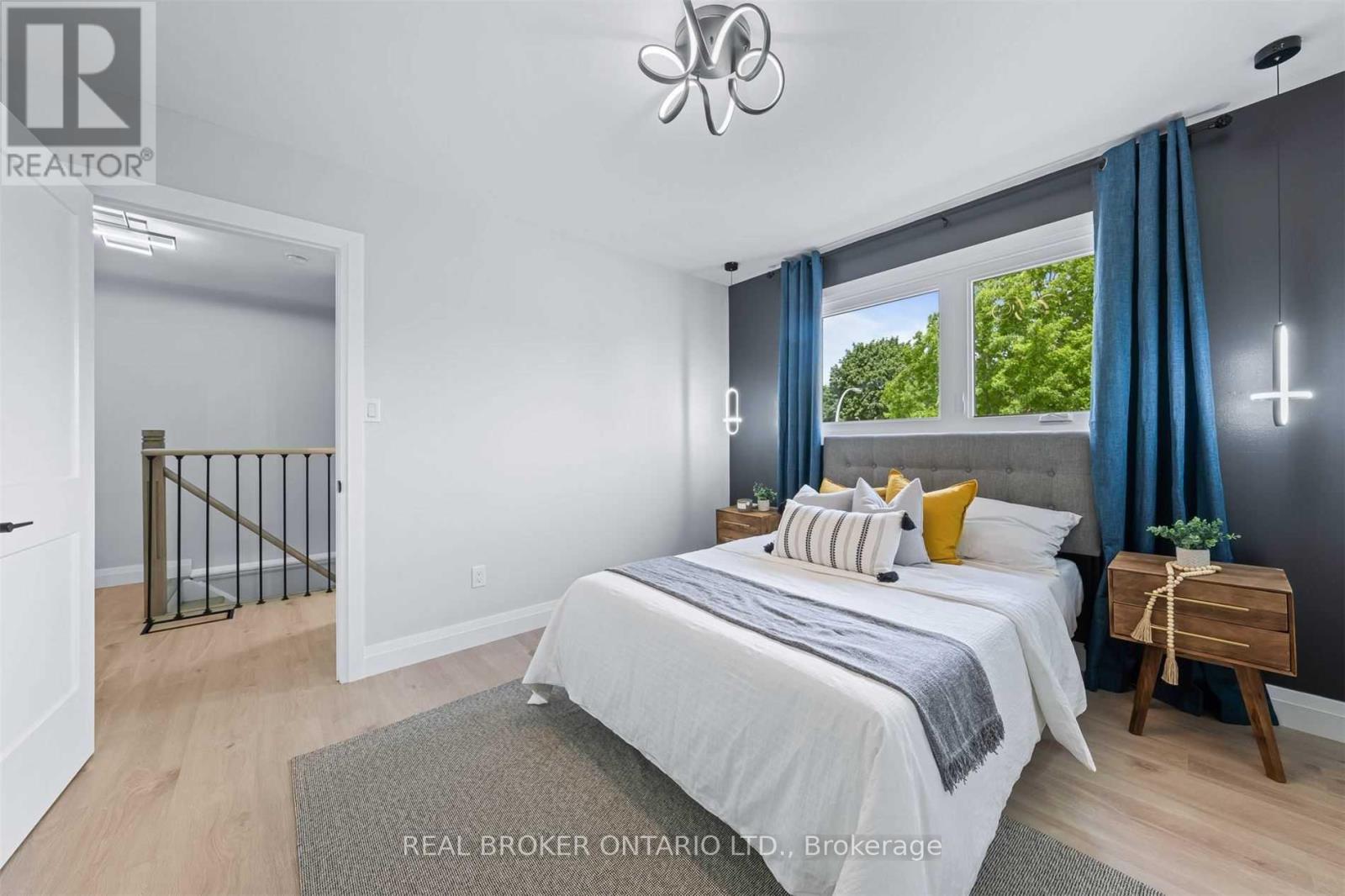 141 Cunningham Drive, New Tecumseth, Ontario  L9R 1C4 - Photo 23 - N12634324