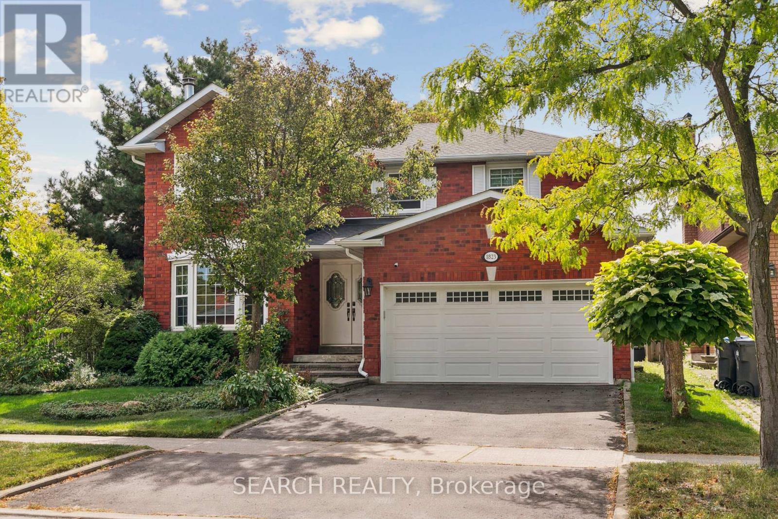 1823 The Chase, Mississauga, Ontario  L5M 2Y8 - Photo 41 - W12415326