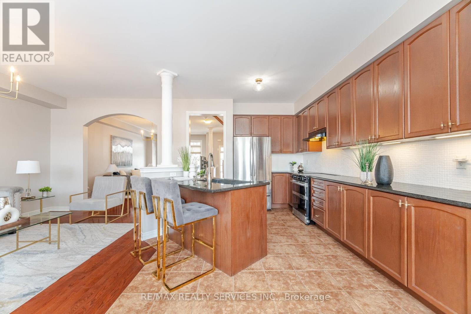 3027 Richview Boulevard, Oakville, Ontario L6M 5C7 - Photo 15 - W12634290