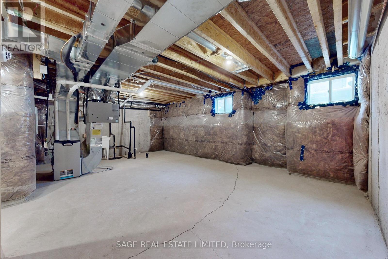 1826 Thames Circle, Milton, Ontario  L9E 2A4 - Photo 34 - W12634318