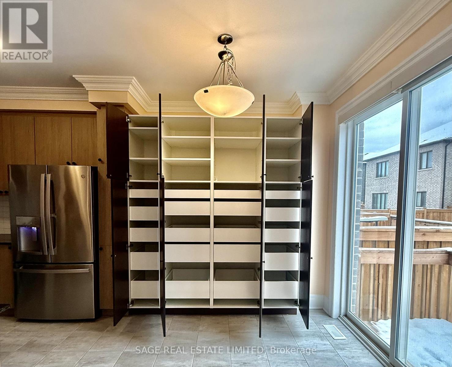 1826 Thames Circle, Milton, Ontario  L9E 2A4 - Photo 42 - W12634318