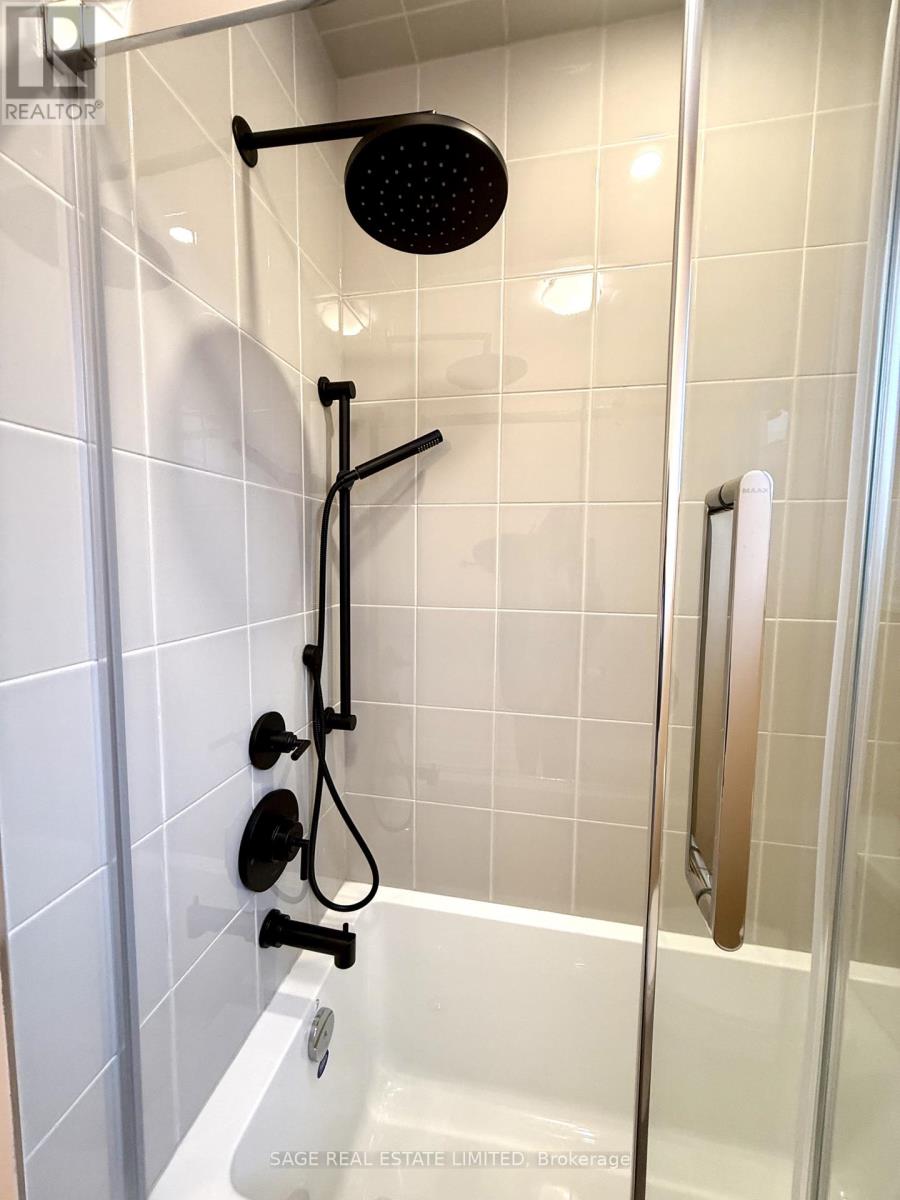 1826 Thames Circle, Milton, Ontario  L9E 2A4 - Photo 44 - W12634318