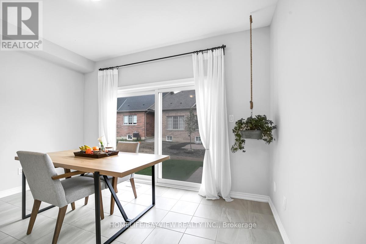 52 Bluestone Crescent, Brampton (Sandringham-Wellington), Ontario  L6R 4B8 - Photo 22 - W12634342