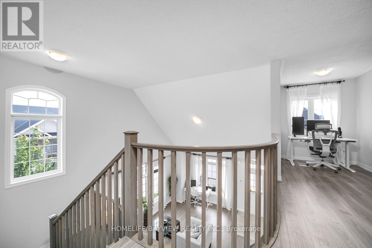 52 Bluestone Crescent, Brampton (Sandringham-Wellington), Ontario  L6R 4B8 - Photo 30 - W12634342