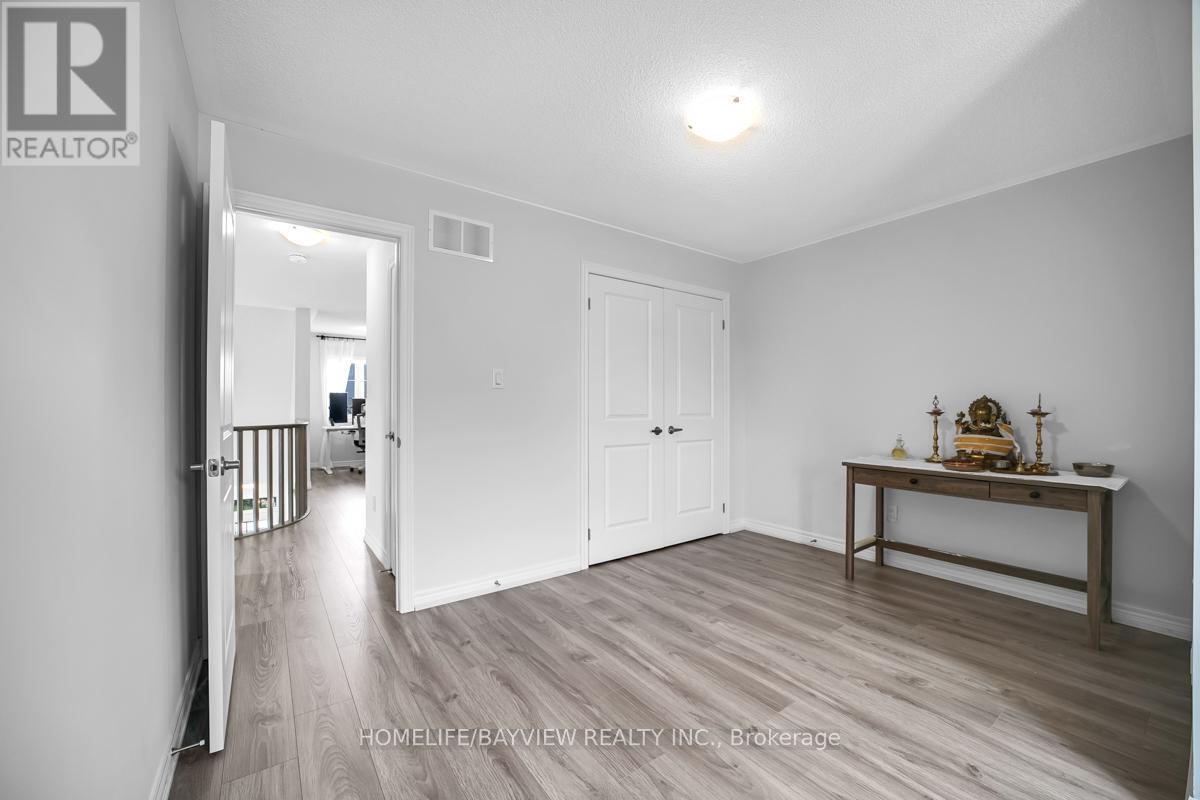 52 Bluestone Crescent, Brampton (Sandringham-Wellington), Ontario  L6R 4B8 - Photo 40 - W12634342