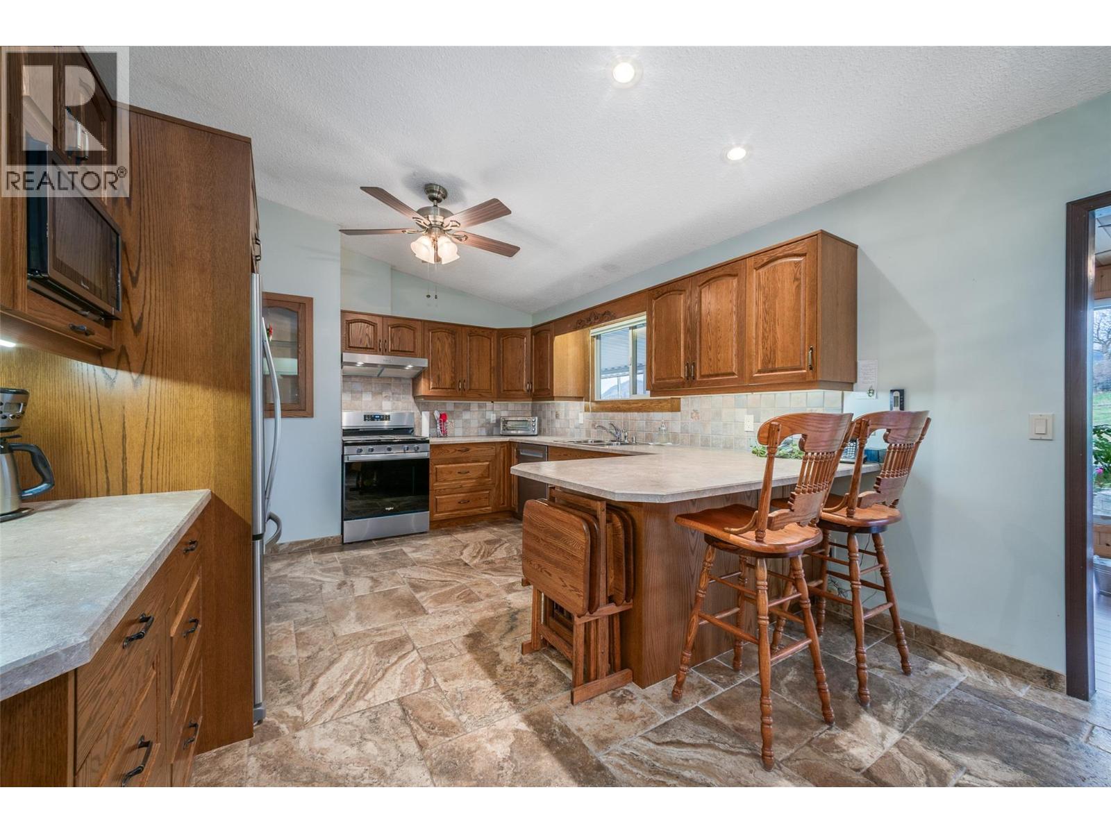 2489 Chieftain Road, West Kelowna, British Columbia  V4T 1N3 - Photo 13 - 10370978