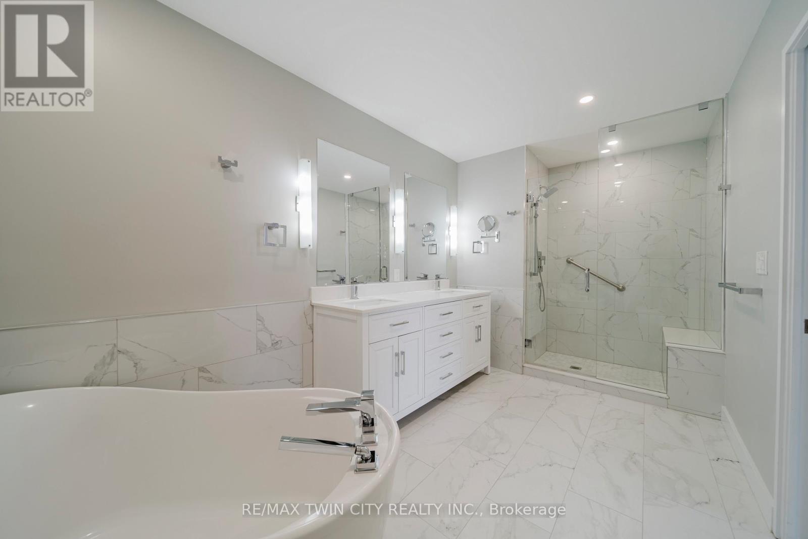 1306 - 191 King Street S, Waterloo, Ontario  N2J 1R1 - Photo 20 - X12634338