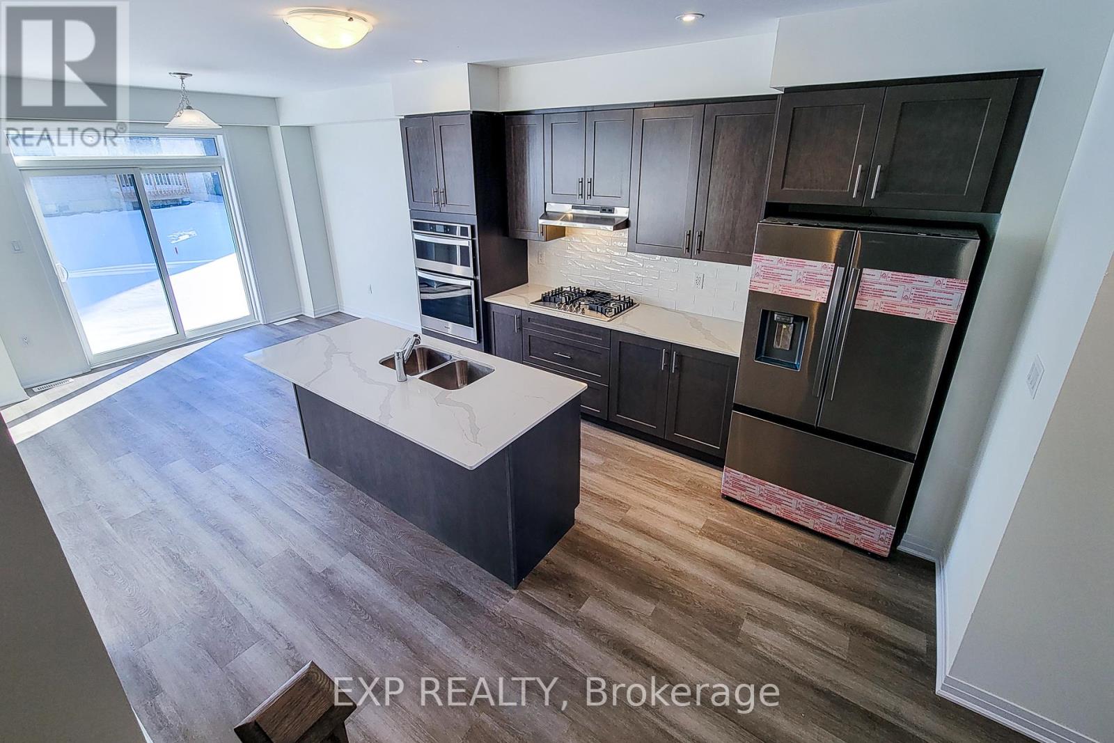 31 Turnbull Drive, Brantford, Ontario  N3T 0K4 - Photo 11 - X12634356