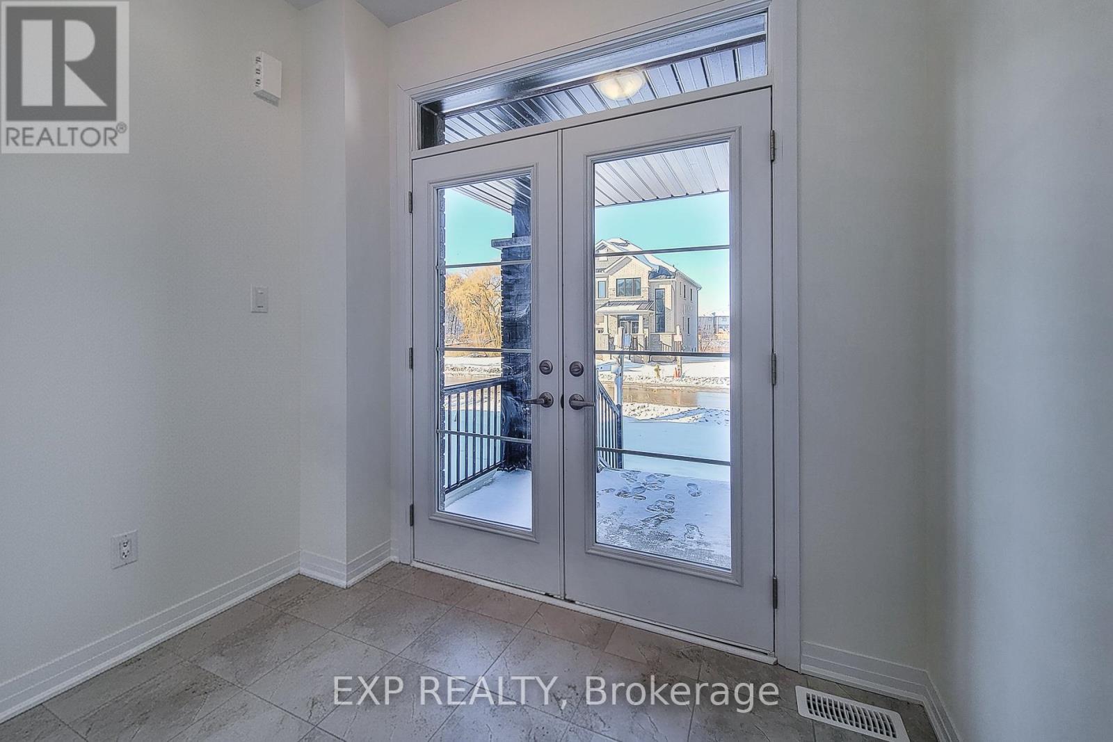 31 Turnbull Drive, Brantford, Ontario  N3T 0K4 - Photo 3 - X12634356