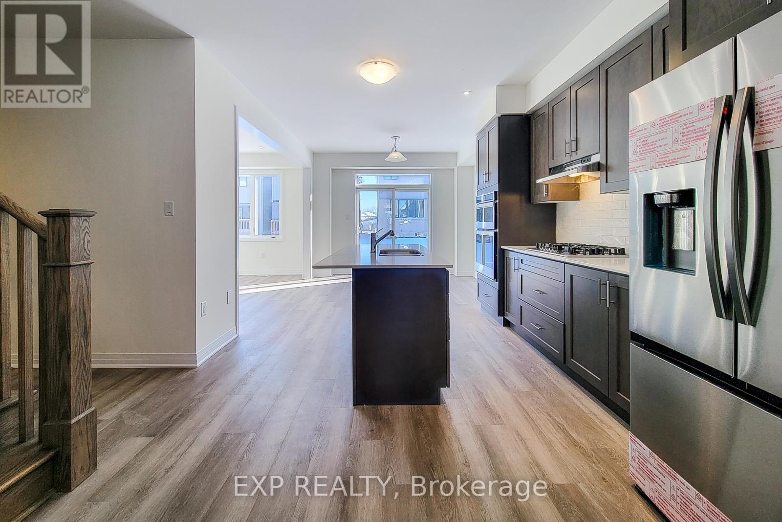 31 Turnbull Drive, Brantford, Ontario  N3T 0K4 - Photo 5 - X12634356