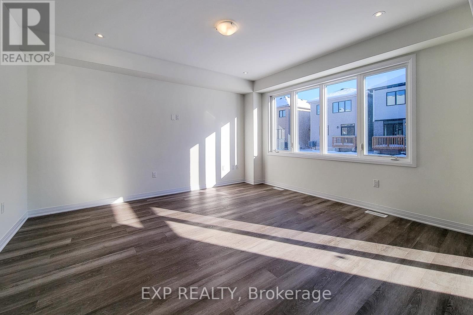 31 Turnbull Drive, Brantford, Ontario  N3T 0K4 - Photo 8 - X12634356