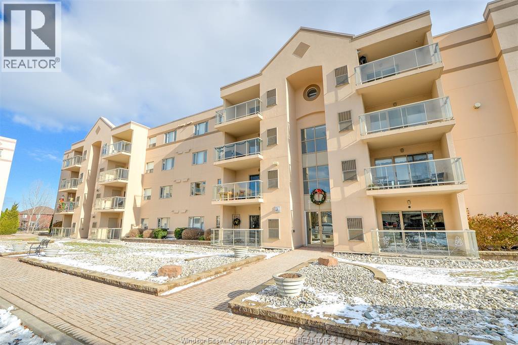 MLS# 25031575: 320 VILLAGE GROVE DRIVE Unit# A304, Tecumseh, Canada