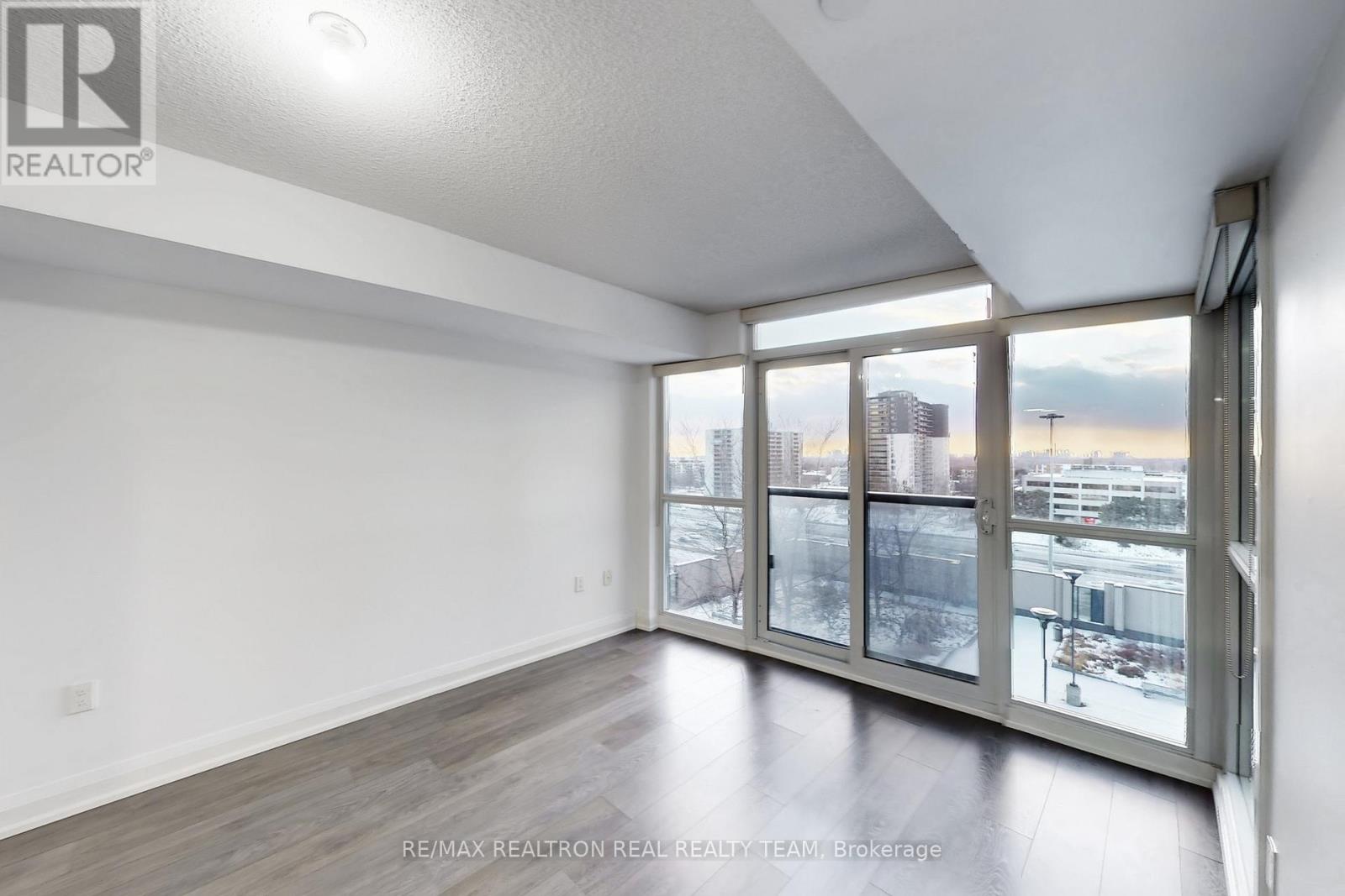 706 - 9 Valhalla Inn Road, Toronto, Ontario M9B 1S9 - Photo 18 - W12617262