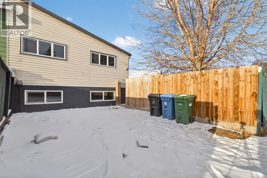 150 Pinehill Road Ne, Calgary, Alberta  T1Y 2C4 - Photo 36 - A2273301