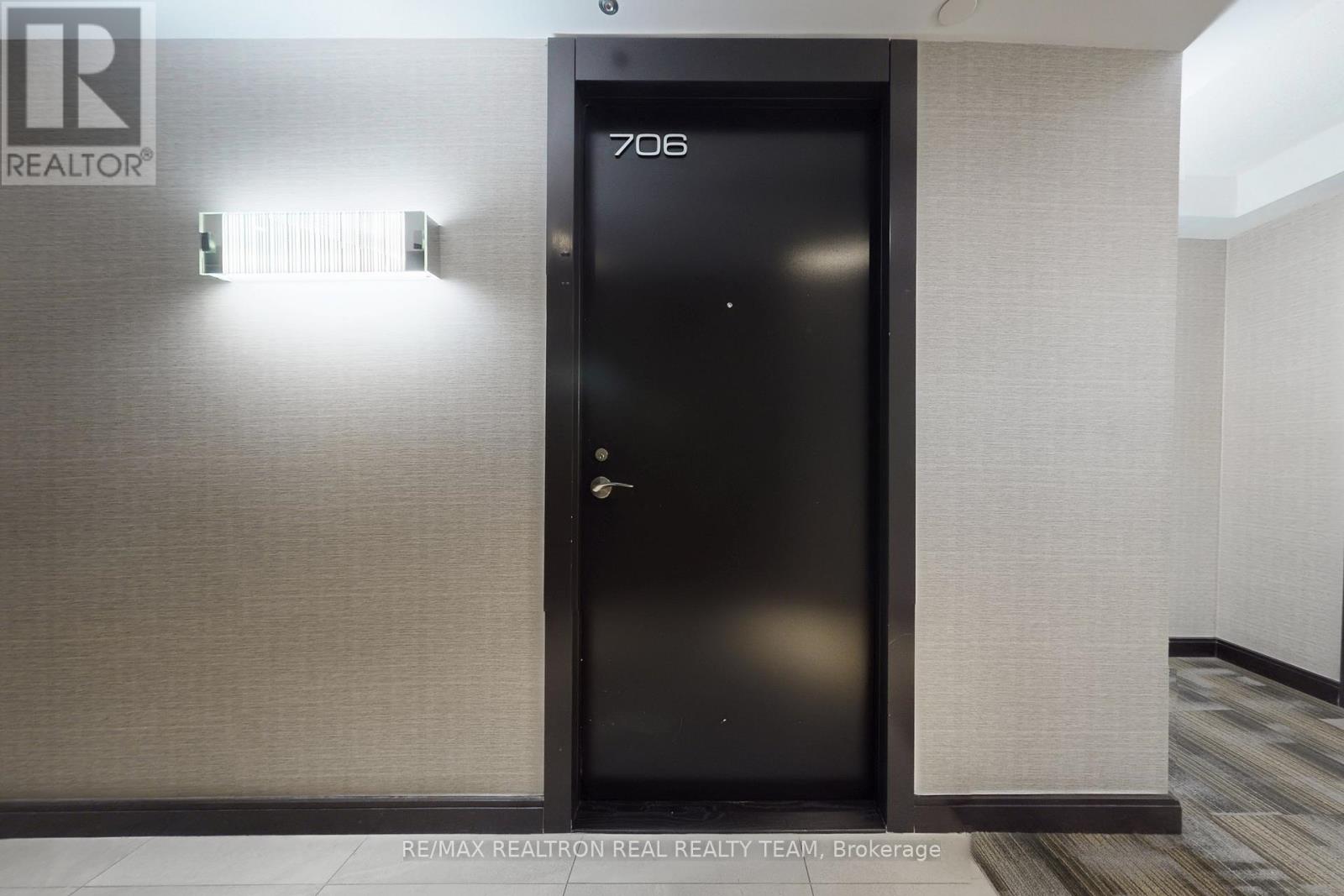 706 - 9 Valhalla Inn Road, Toronto, Ontario M9B 1S9 - Photo 13 - W12617262