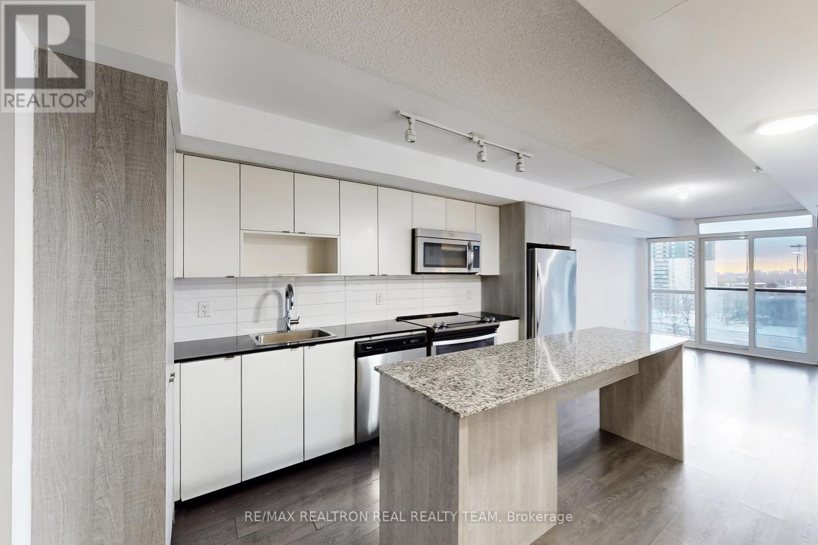 706 - 9 Valhalla Inn Road, Toronto, Ontario M9B 1S9 - Photo 15 - W12617262