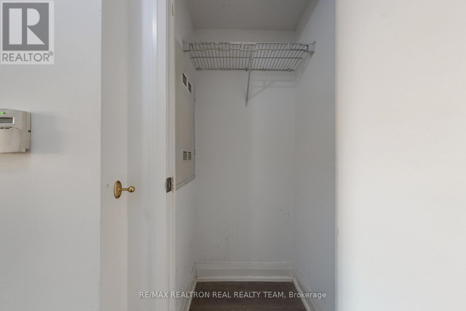 706 - 9 Valhalla Inn Road, Toronto, Ontario M9B 1S9 - Photo 33 - W12617262