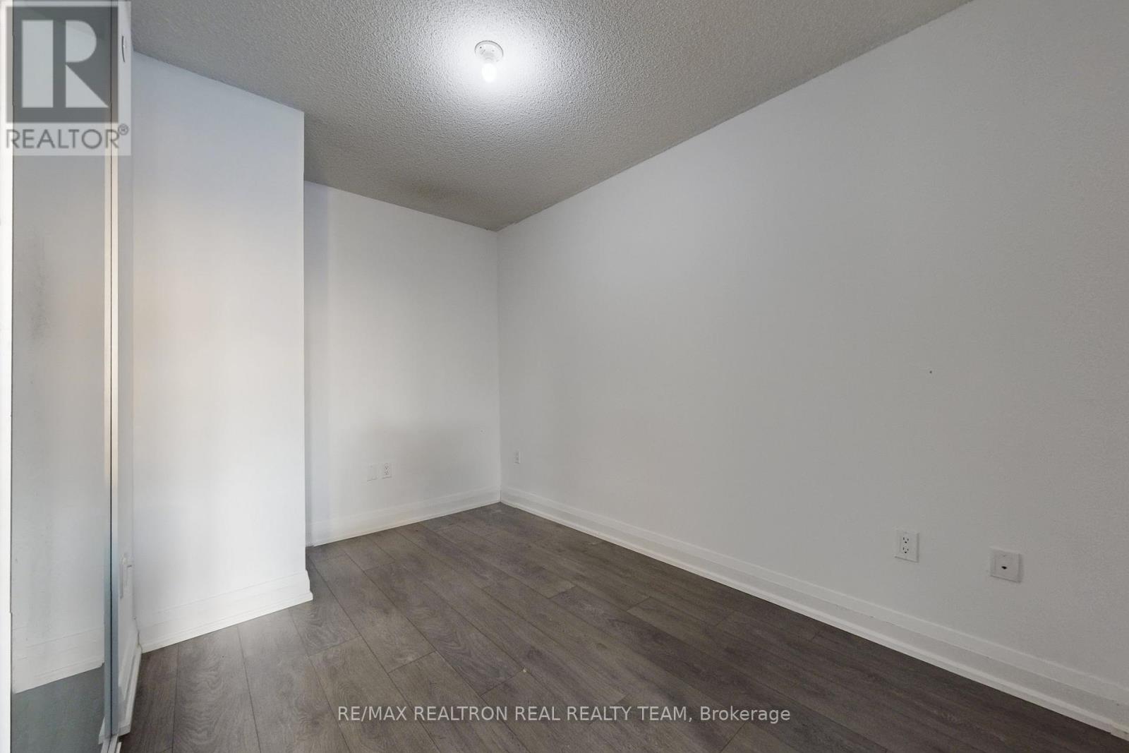 706 - 9 Valhalla Inn Road, Toronto, Ontario M9B 1S9 - Photo 26 - W12617262