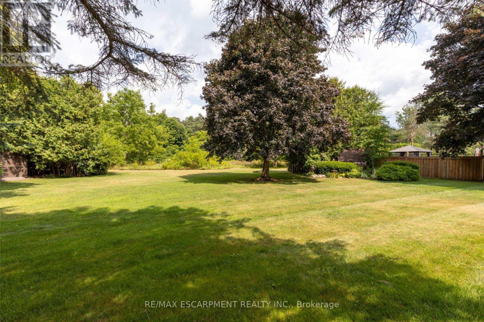 1416 Progreston Road, Hamilton, Ontario  L0R 1H3 - Photo 41 - X12556982