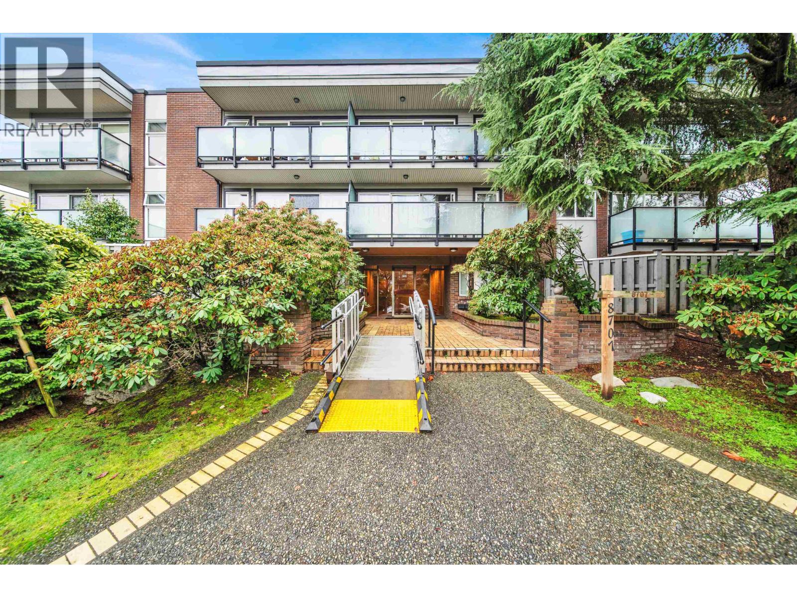 202 8707 HUDSON STREET, vancouver, British Columbia