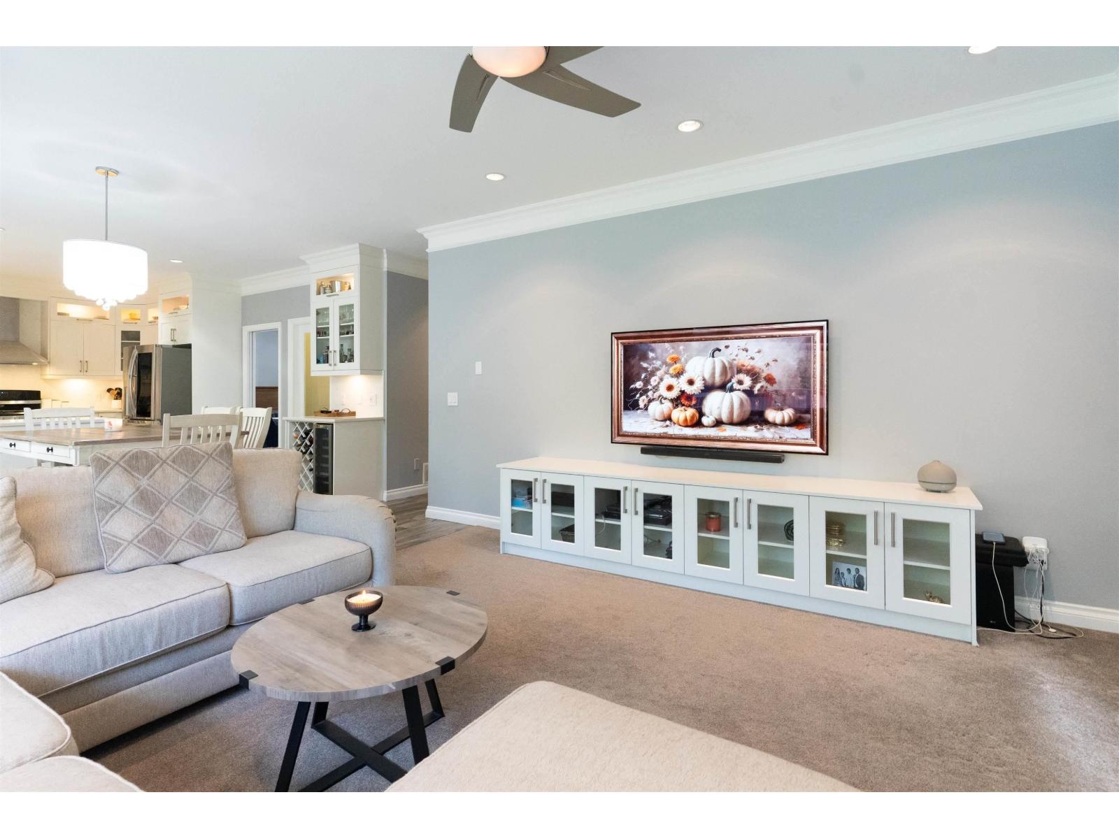 14135 90a Avenue, Surrey, British Columbia  V3V 8E1 - Photo 12 - R3073899