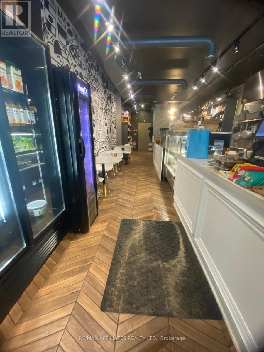 296 Somerset Street E, Ottawa, Ontario  K1N 6W1 - Photo 12 - X12634476