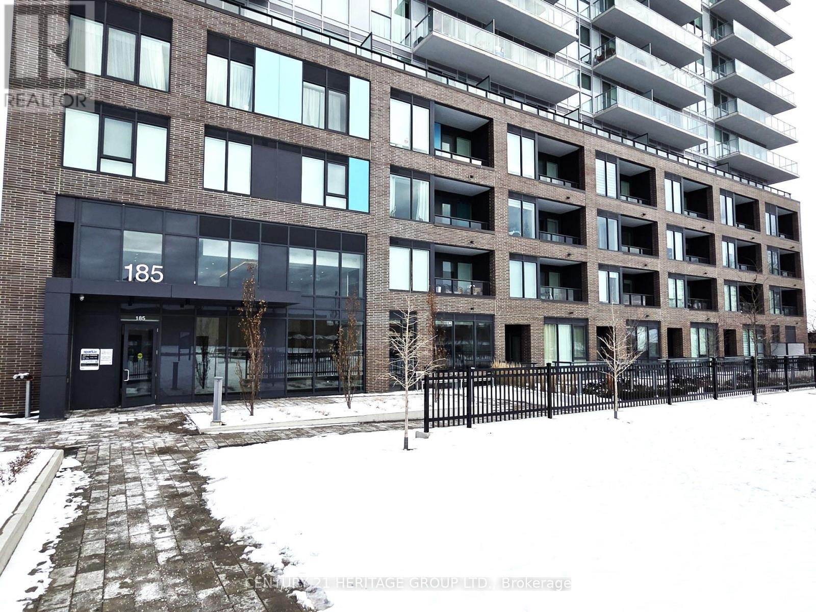 105 - 185 DEERFIELD ROAD, Newmarket, Ontario