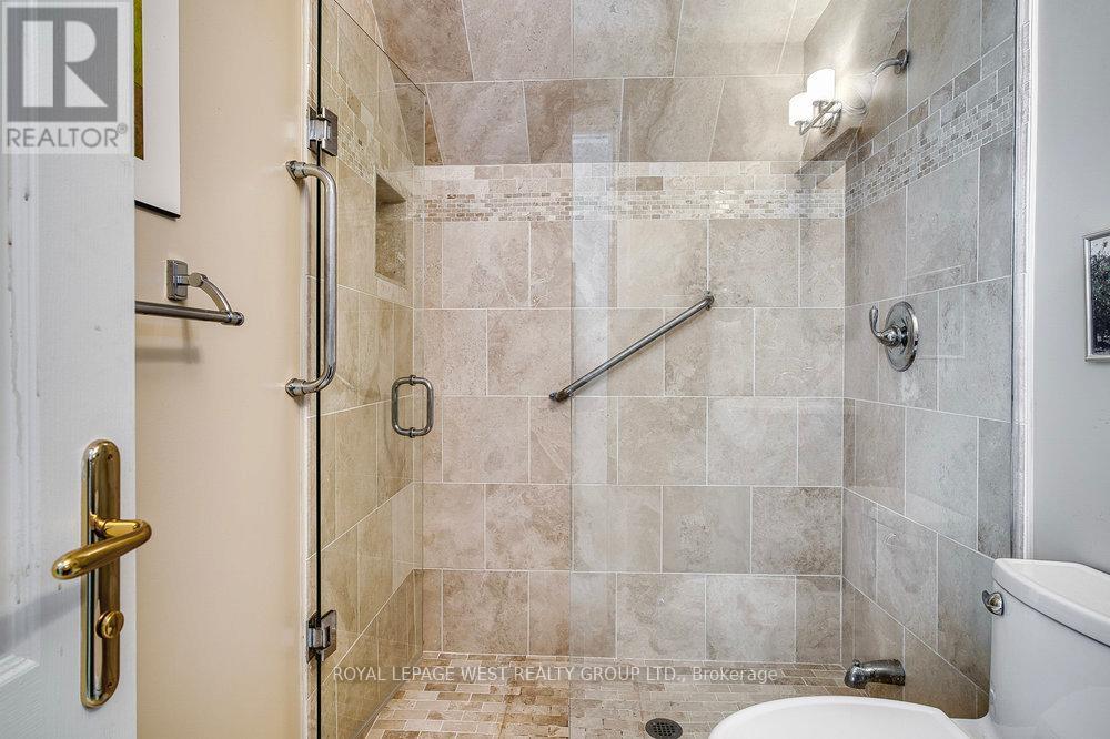 8 - 1205 Clarkson Road N, Mississauga, Ontario  L5J 2W1 - Photo 33 - W12540034