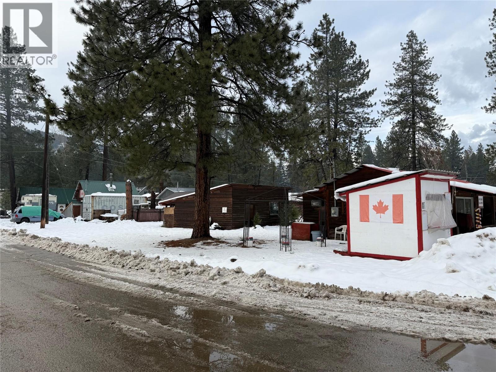 5861 33 Highway, Beaverdell, British Columbia  V0H 1A0 - Photo 6 - 10371100