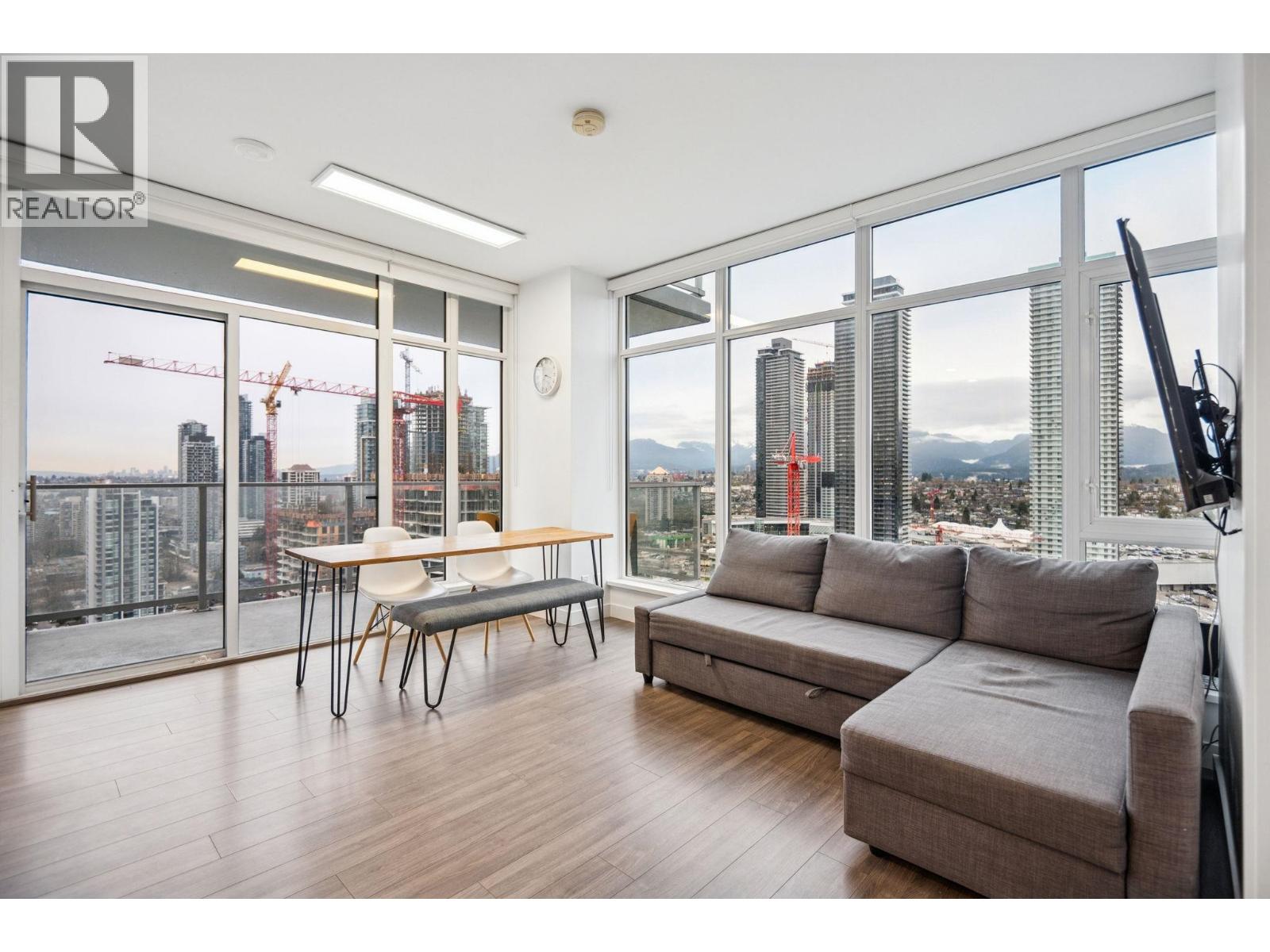 3207 2311 Beta Avenue, Burnaby, British Columbia  V5C 0M1 - Photo 2 - R3073883