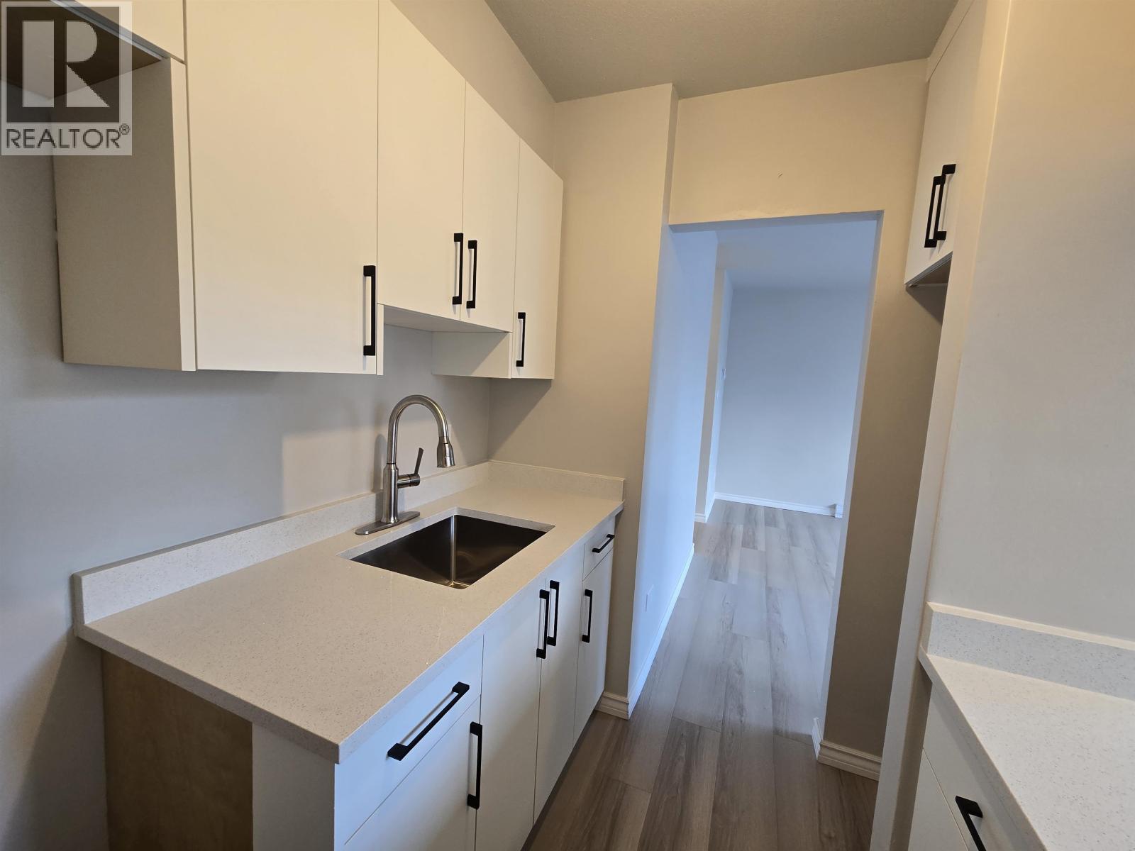 304 1219 Harwood Street, Vancouver, British Columbia  V6E 1S5 - Photo 6 - R3073884