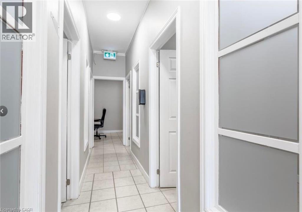 833 E King Street E, Hamilton, Ontario  L8M 1B1 - Photo 11 - 40794010