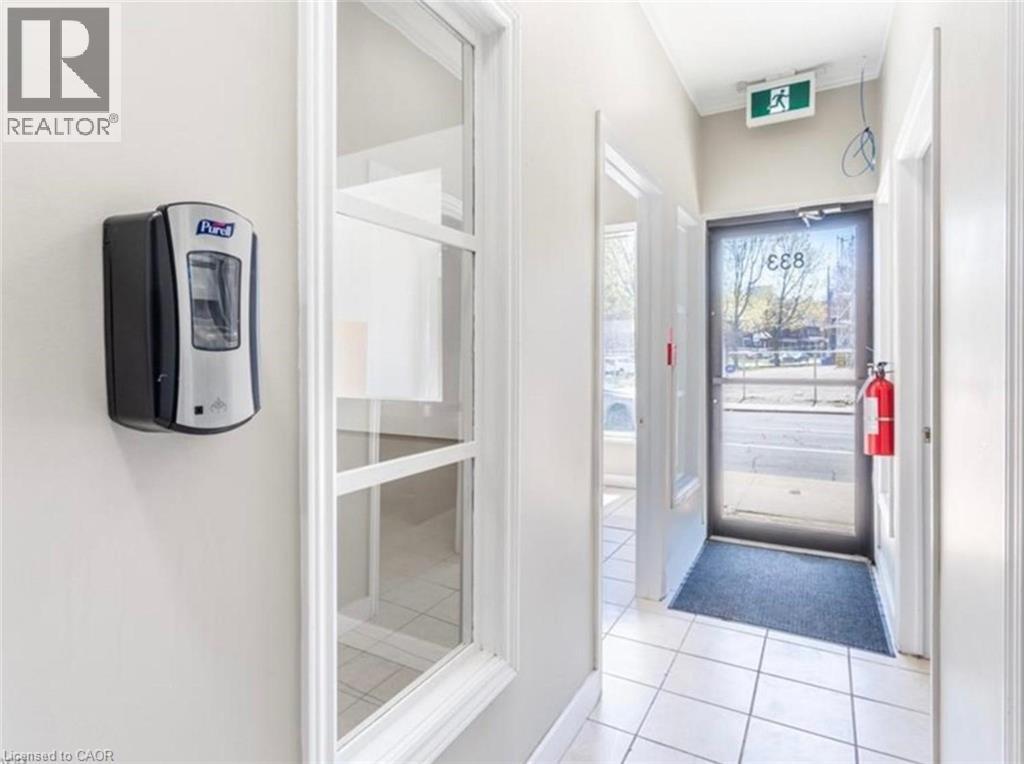 833 E King Street E, Hamilton, Ontario  L8M 1B1 - Photo 5 - 40794010